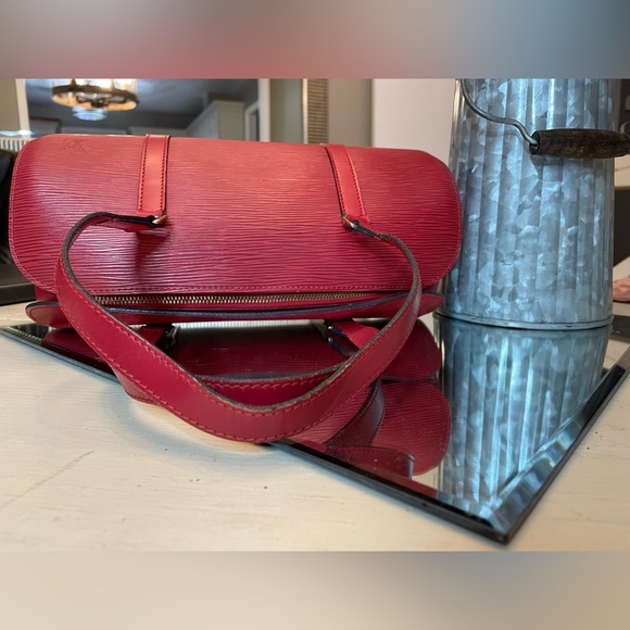 Louis Vuitton red EPI leather Soufflot - Picture 6 of 14